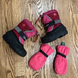 Sorel Kids' Pink and Black Winter Boots with Mittens